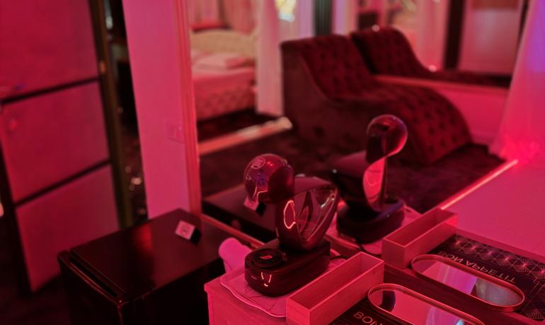 Deluxe room PINK 9 cu cada cu hidromasaj