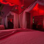 Deluxe room PINK 9 cu cada cu hidromasaj